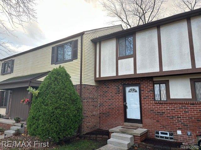 8524 HICKORY Drive, Sterling Heights, MI 48312 — Photo 14