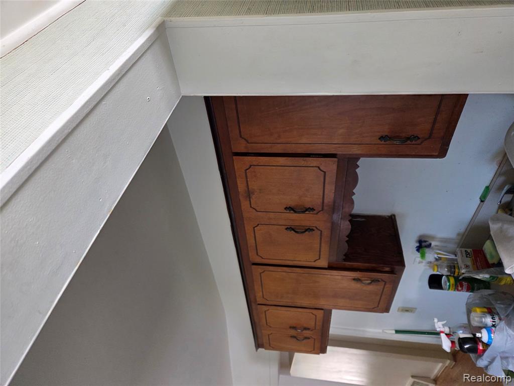 2138 Ridgemont Road, Grosse Pointe Woods, MI 48236 — Photo 5