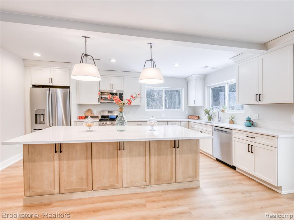 7369 Sweetbriar, West Bloomfield, MI 48324 — Photo 13