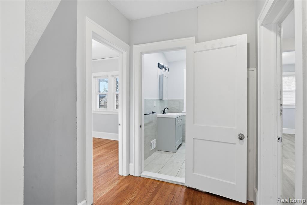 229 Eason Street, Highland Park, MI 48203 — Photo 28