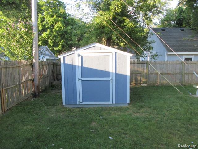 7265 Ida Terrace, Waterford, MI 48329 — Photo 7