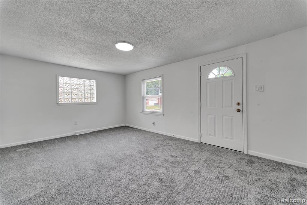 20885 Westview Avenue, Ferndale, MI 48220 — Photo 8