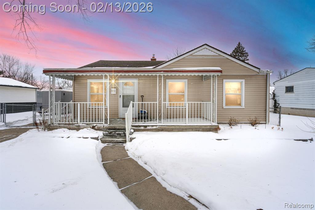 4976 Weddell Street, Dearborn Heights, MI 48125 — front exterior