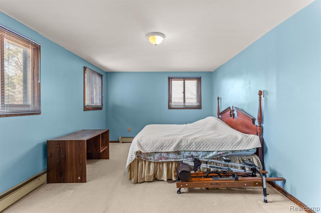 6364 BUCKINGHAM Avenue, Allen Park, MI 48101 — Photo 16