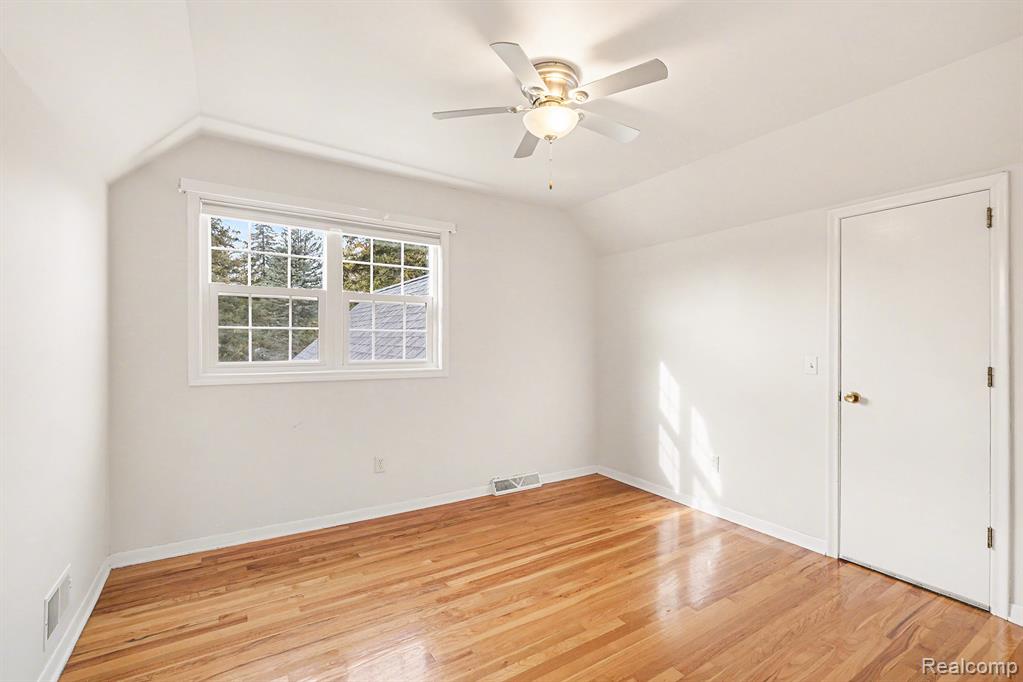 5113 Candlewood Drive, Grand Blanc, MI 48439 — Photo 23