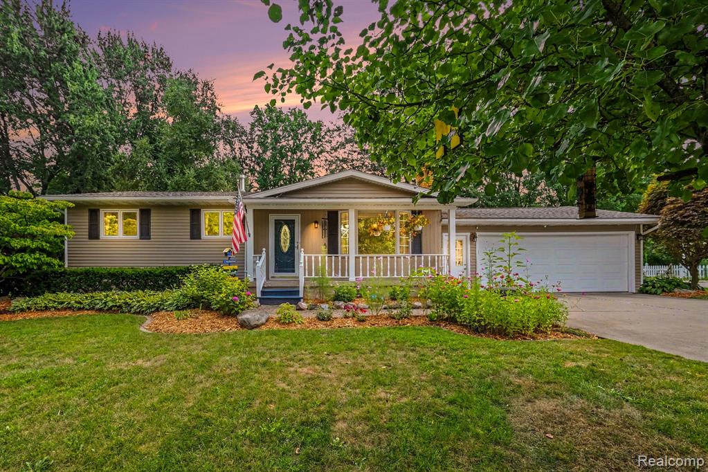 10361 Coldwater Road, Flushing, MI 48433