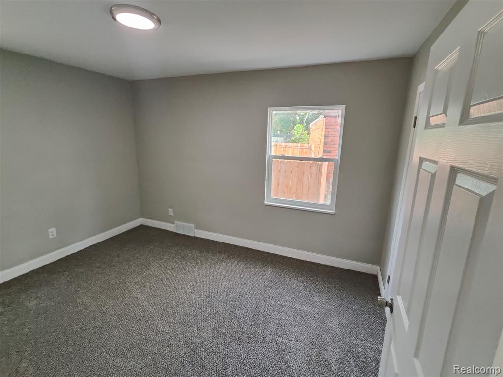 8501 Terry Street, Detroit, MI 48228 — Photo 14