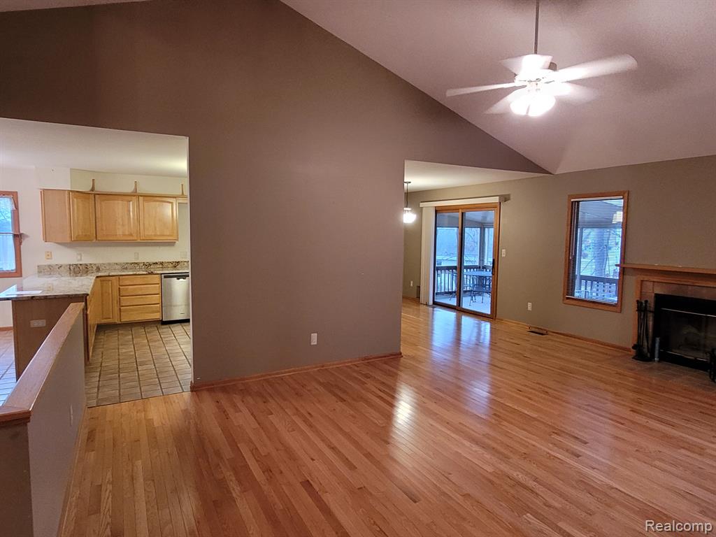 1311 YORKSHIRE Court, Saline, MI 48176 — Photo 5