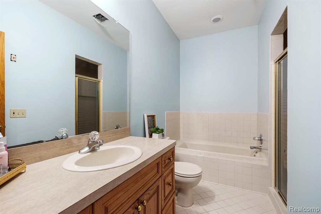 8750 E Pearson, Shelby Twp, MI 48316 — Photo 22