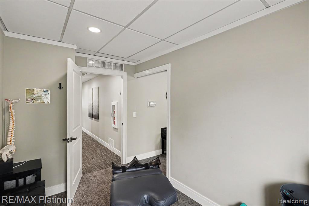 8082 W GRAND RIVER, Brighton, MI 48114 — Photo 9