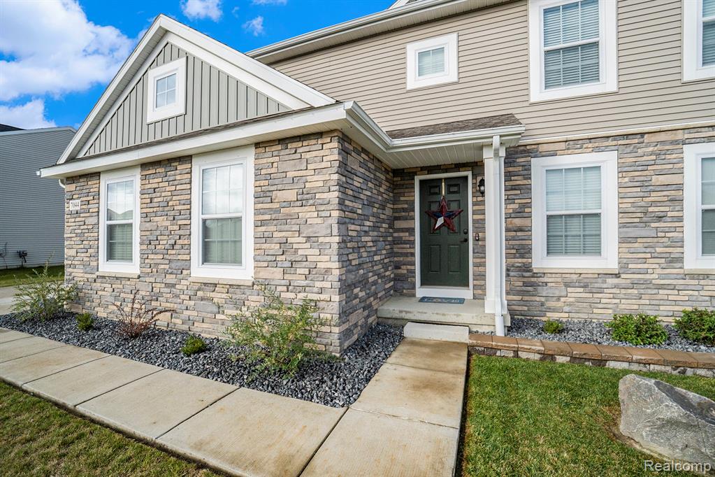 7044 Wildflower Court, Grand Blanc, MI 48439 — Photo 17