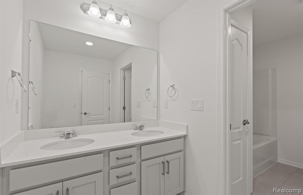 5570 East Spaniel Drive, Ann Arbor, MI 48108 — Photo 22