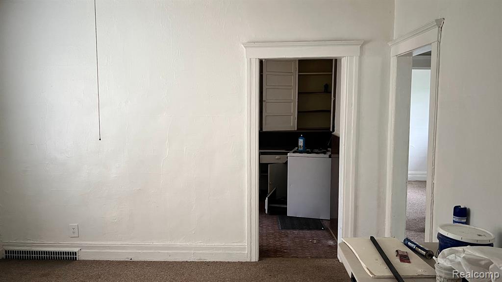 7821 SHERWOOD Street, Detroit, MI 48211 — Photo 7