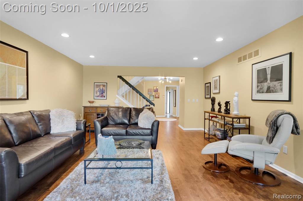4154 Wabeek Lake Drive S, Bloomfield Hills, MI 48302 — Photo 34