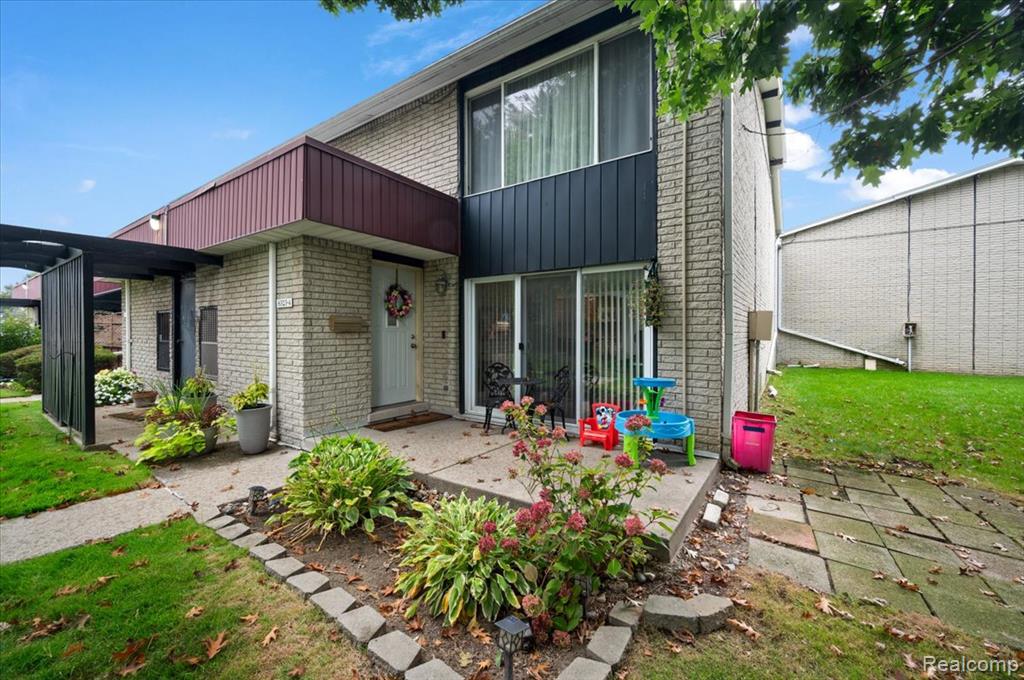 8323 Karam Boulevard, 4, Warren, MI 48093 — Photo 2