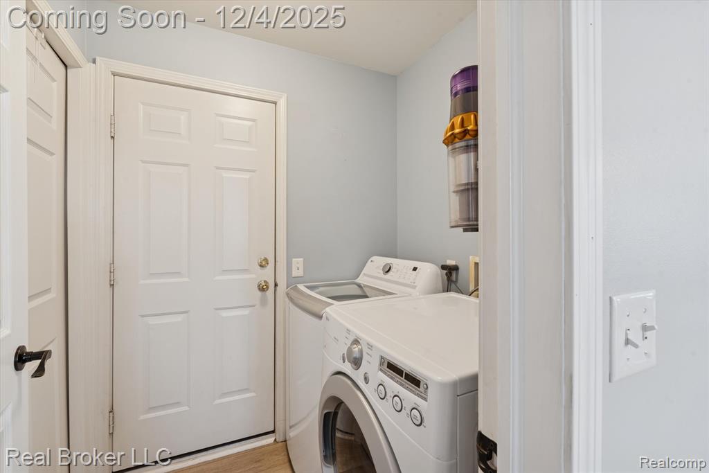 7573 Carlton Drive, Ypsilanti, MI 48197 — Photo 19