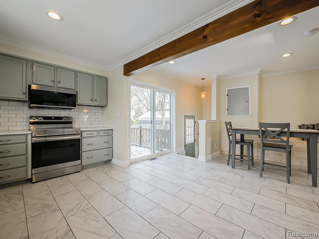 124 Leroy Avenue, Clawson, MI — Photo 9