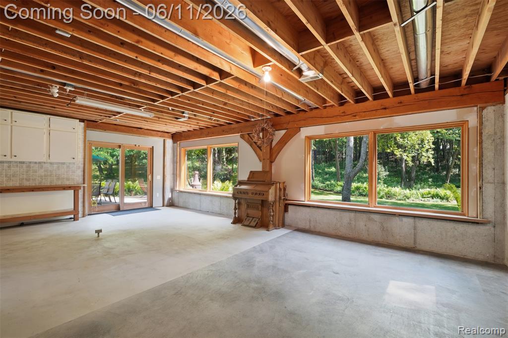 308 Nuthatch Road, Ortonville, MI 48462 — Photo 34