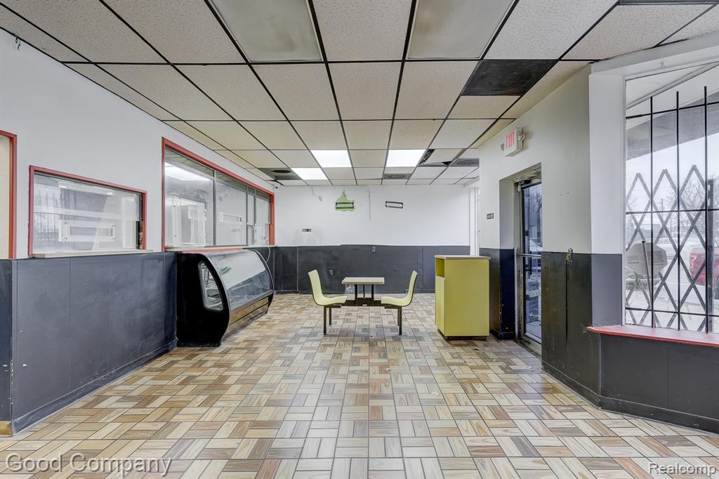 21559 GRAND RIVER Avenue - Photo 3