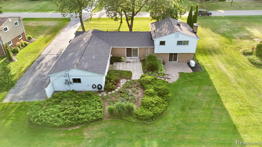 821 Castlebar Drive, Rochester Hills, MI 48309 — Photo 22