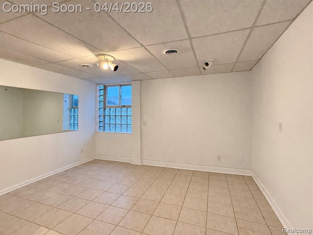 11603 KLINGER Street, Hamtramck, MI 48212 — Photo 27