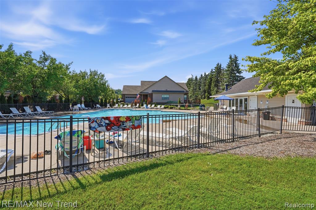 7301 VILLAGE PARK Drive, Independence, MI — Photo 54
