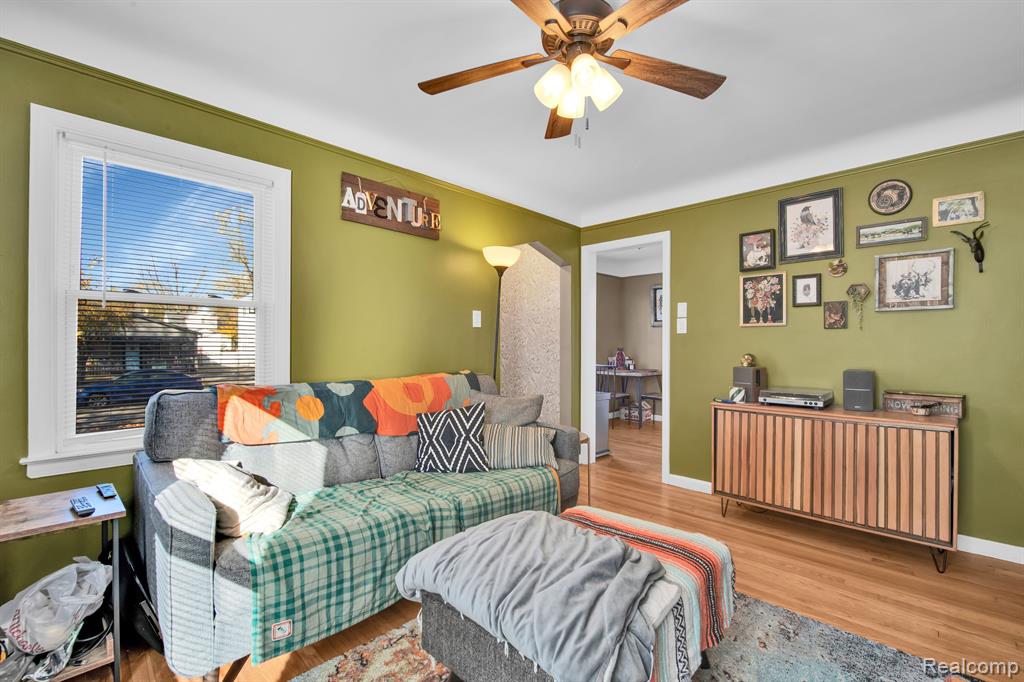 564 SPENCER Street, Ferndale, MI 48220 — Photo 14