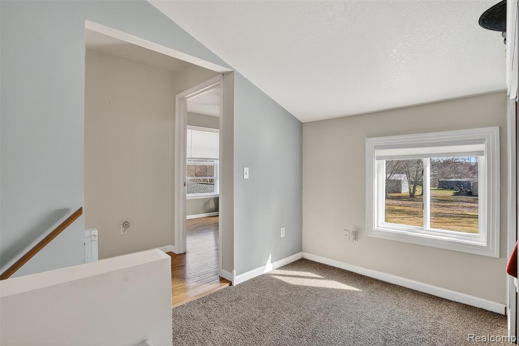 11542 Wilson Road, Montrose, MI 48457 — Photo 13