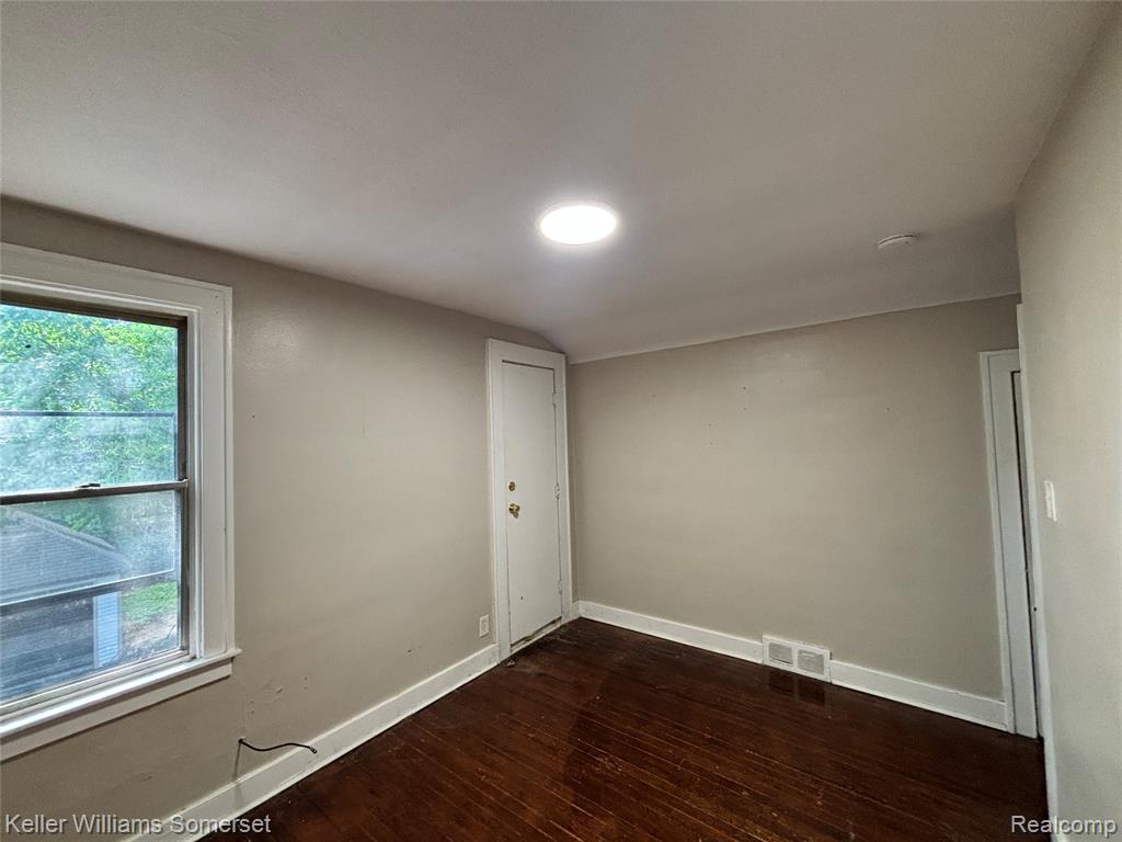 5783 Yorkshire Road, Detroit, MI 48224 — Photo 11