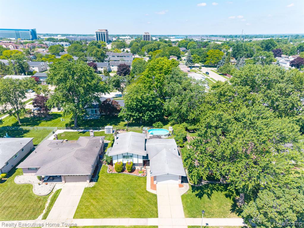 30539 Lund Avenue, Warren, MI 48093 — Photo 2