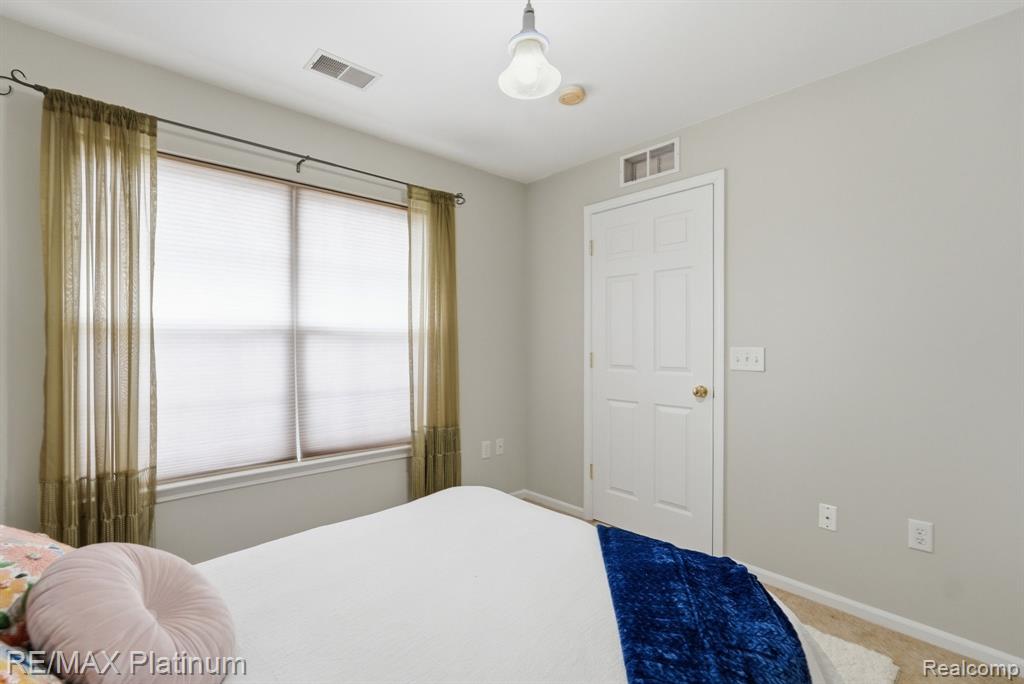 556 Olde English Circle, 94, Howell, MI 48855 — Photo 13