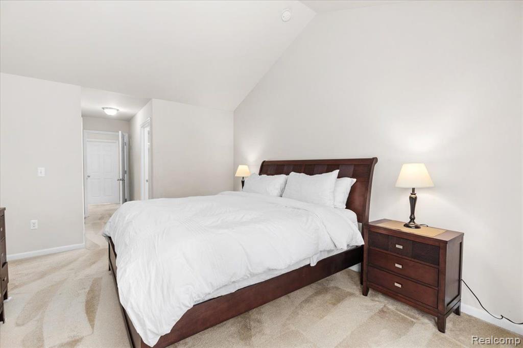 30216 VIEWCREST Drive, Novi, MI 48377 — Photo 24