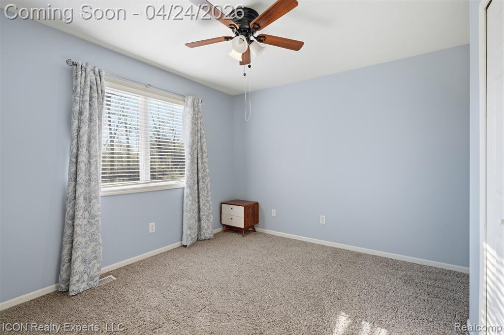 9211 Meadow Ridge Lane, Grand Blanc, MI 48439 — Photo 24