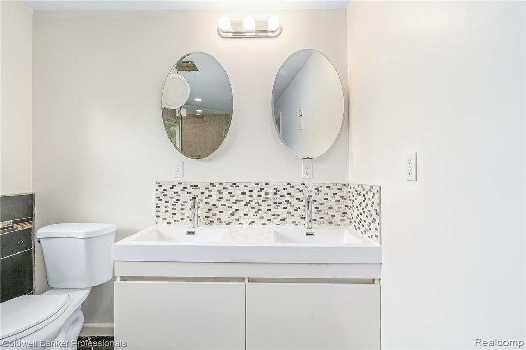 7841 Haggerty Road, Van Buren, MI 48111 — Photo 13