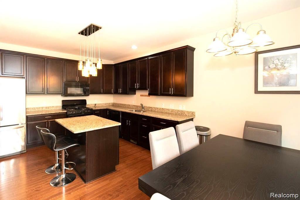 41578 Mitchell Road, Novi, MI — Photo 21