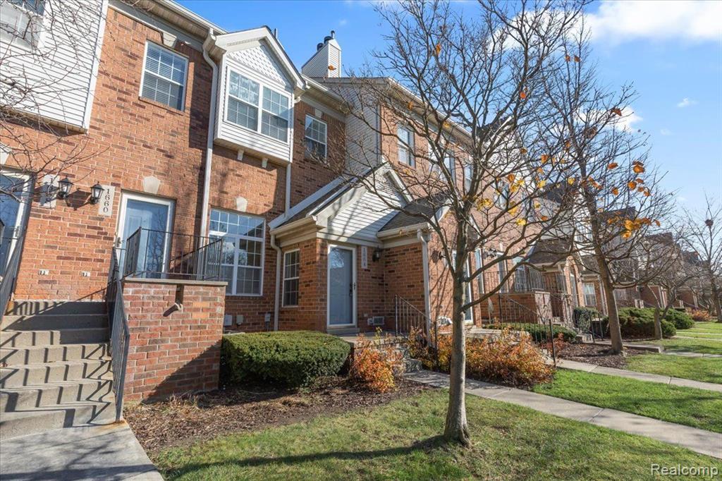 1664 CAMPAU FARMS Circle, 81-17, Detroit, MI 48207 — Photo 3