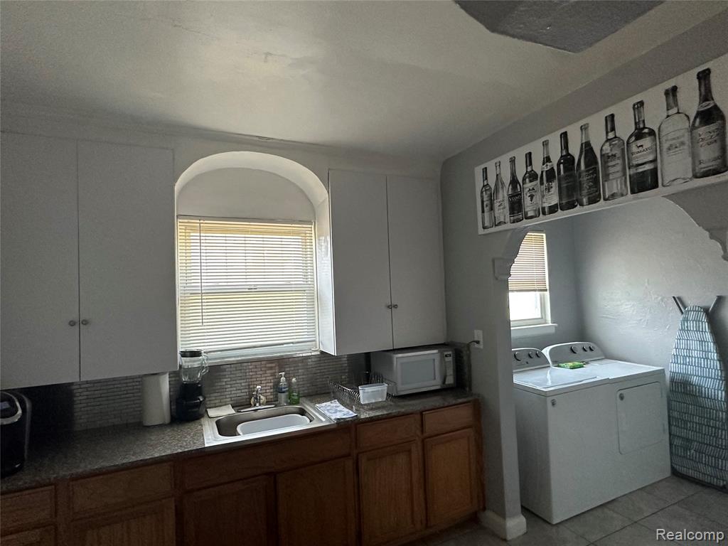 17566 Stoepel Street, Detroit, MI 48221 — Photo 36