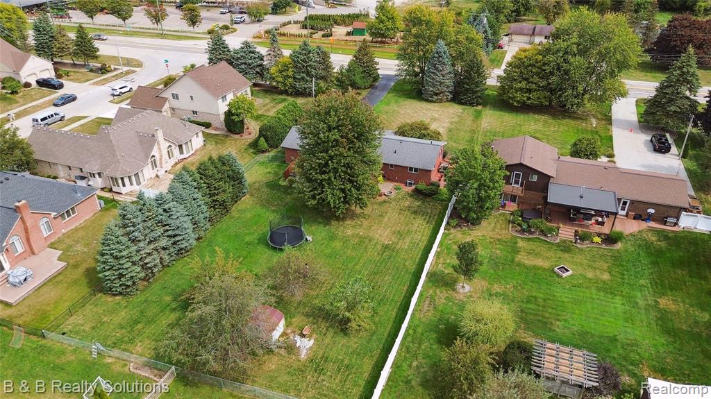 54675 Romeo Plank Road, Macomb, MI 48042 — Photo 52