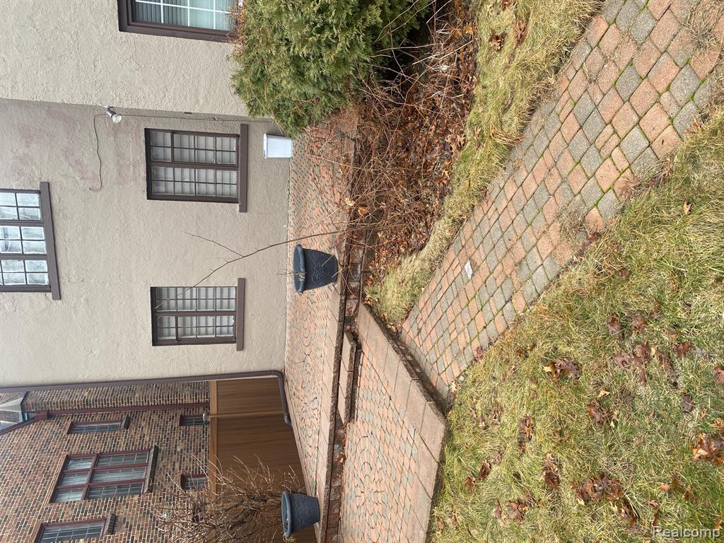 17515 PARKSIDE Street, Detroit, MI 48221 — Photo 7
