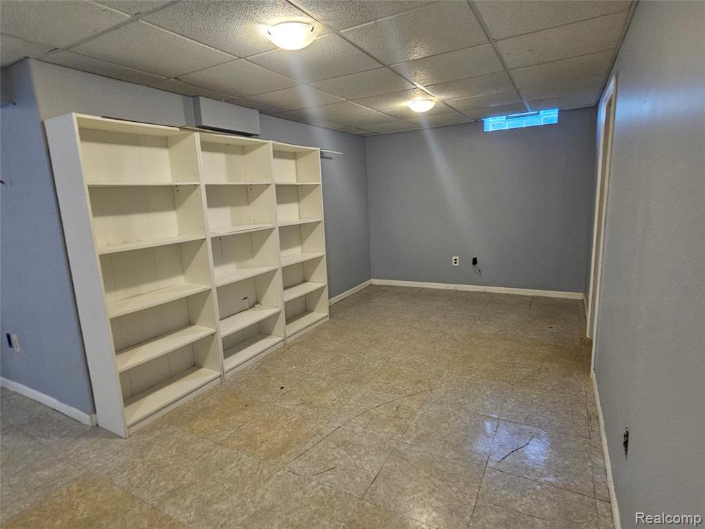 8596 Hampshire Drive, Sterling Heights, MI 48313 — Photo 20