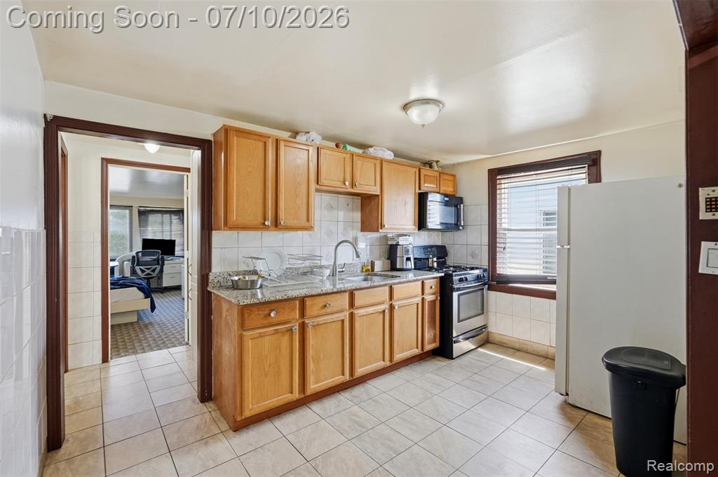 6242 Calhoun Street, Dearborn, MI 48126 — Photo 17