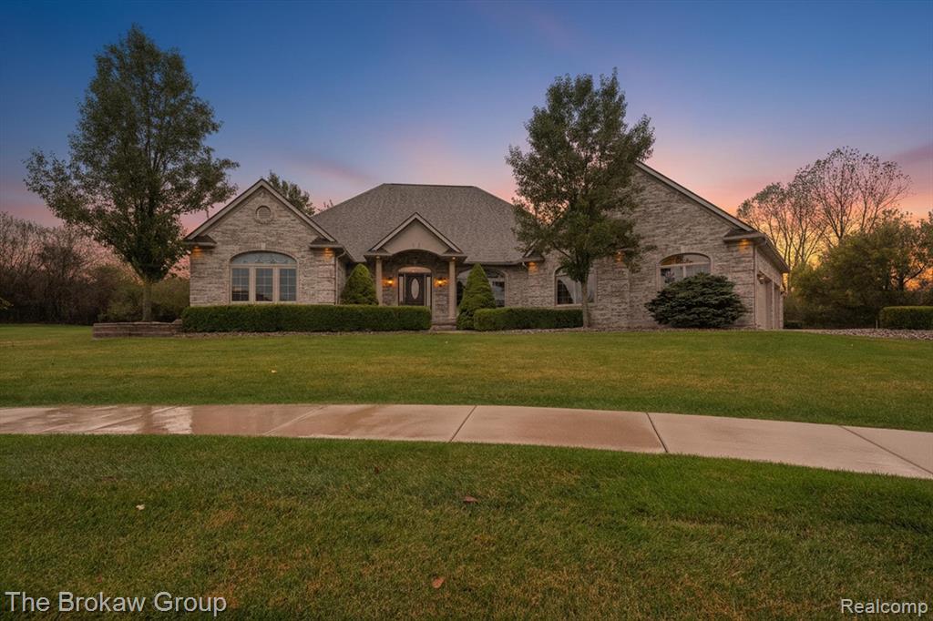 9398 Highland Court, Davison, MI 48423 — front exterior