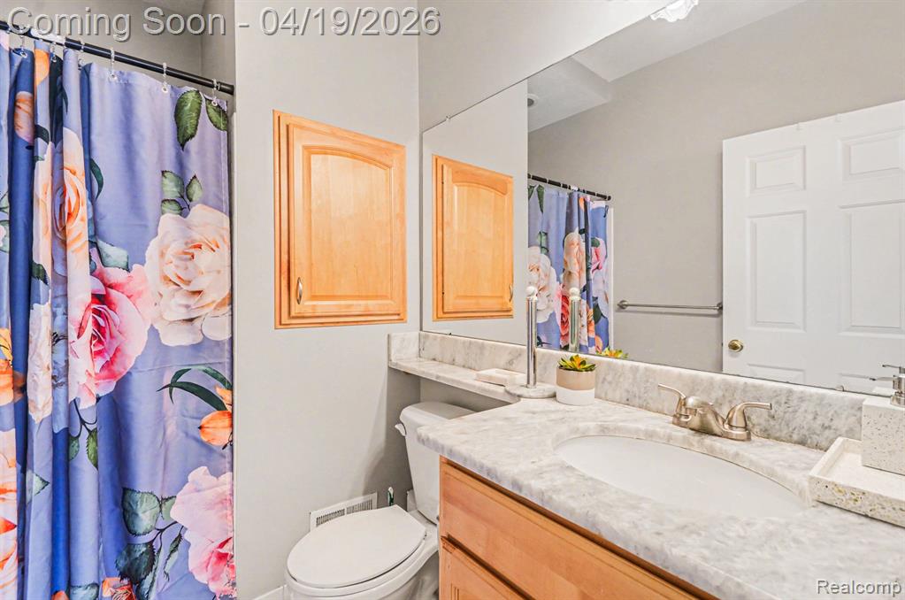 5519 Elmhurst Drive, Trenton, MI 48183 — Photo 12