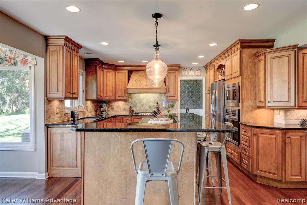 46603 Greenridge Drive, Northville, MI 48167 — Photo 16
