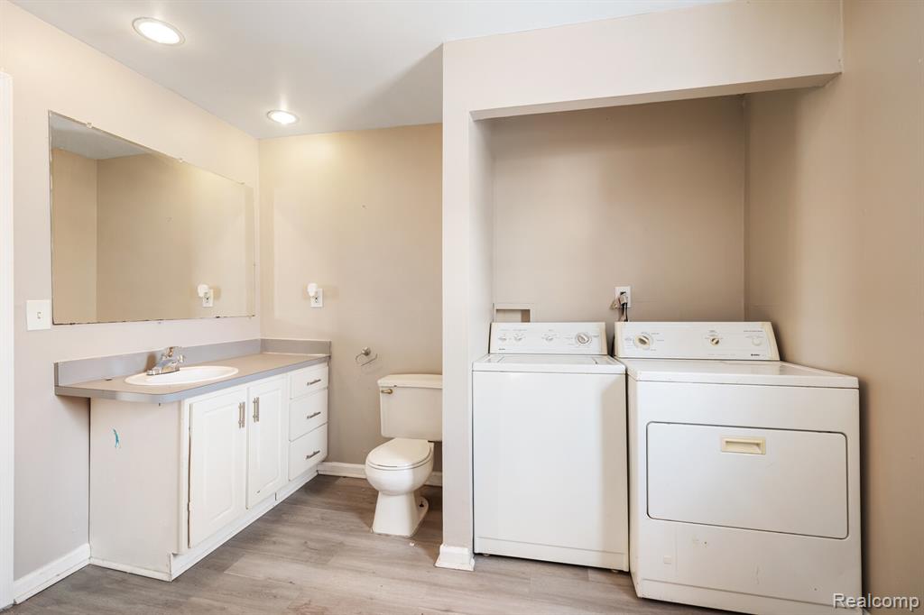 7583 Hudson Avenue, Warren, MI 48091 — Photo 11