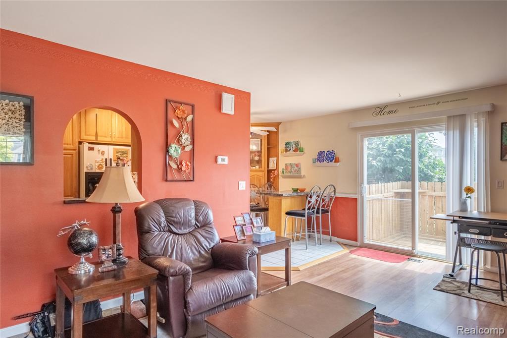 23668 N Rockledge, Novi, MI — Photo 6
