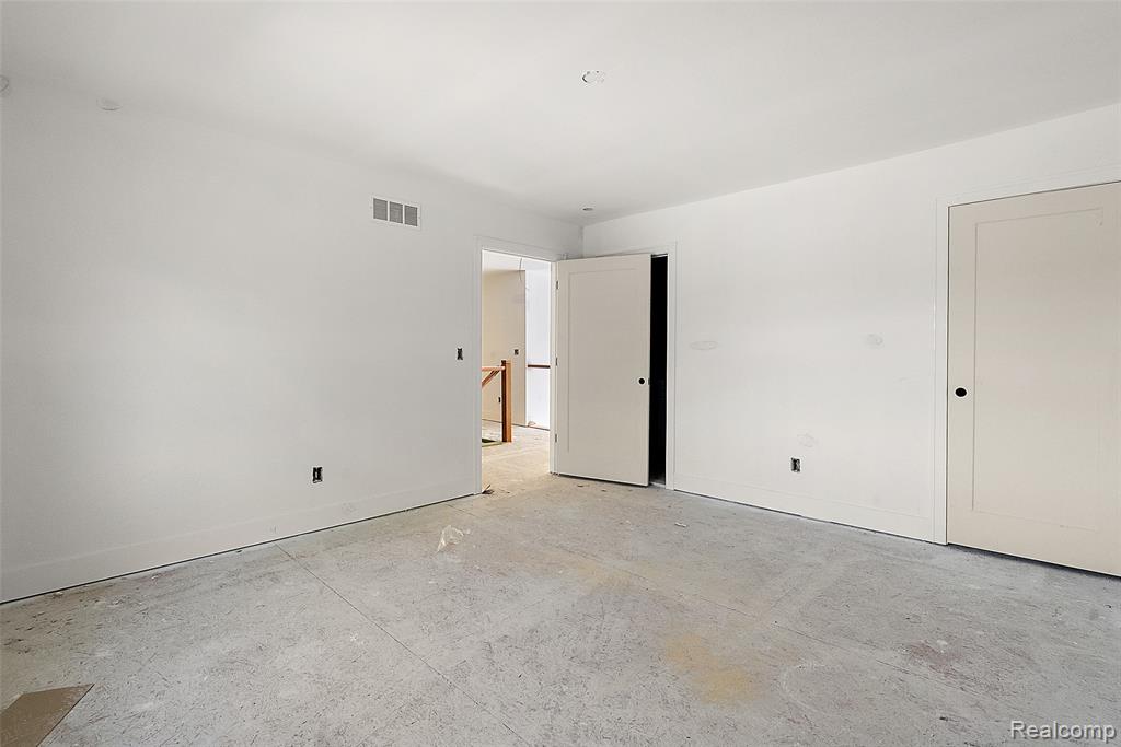 60637 Schoenherr Road Road, Washington, MI — Photo 23