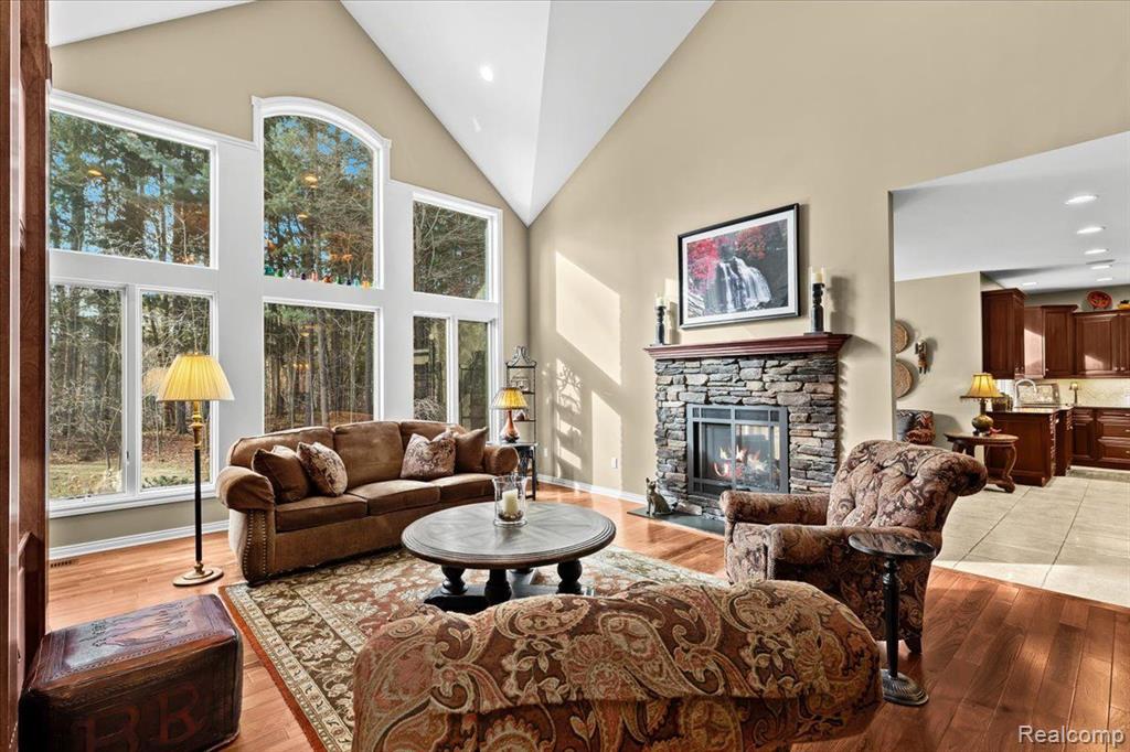 9018 CASCADE Drive, South Lyon, MI 48178 — Photo 12