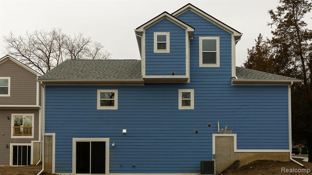 74 GUANONOCQUE Street, Auburn Hills, MI 48326 — Photo 3