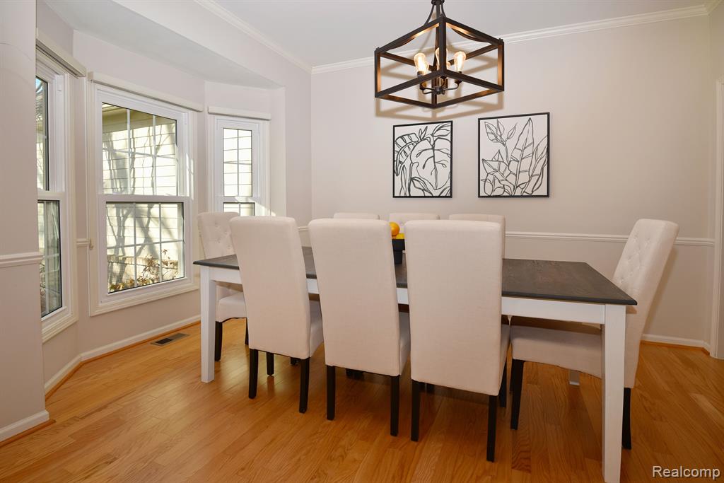 8284 BROOKSTONE Lane, Clarkston, MI 48348 — Photo 12
